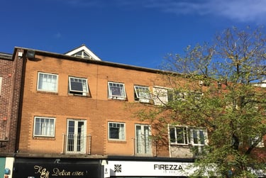 2 bed flat, Acland Road, Central, Exeter, EX46PP - Image 1
