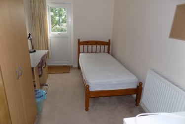 5 bed house, Park Barn Drive, Near university, Guildford, GU28ER - Image 11