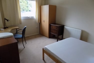 5 bed house, Park Barn Drive, Near university, Guildford, GU28ER - Image 12