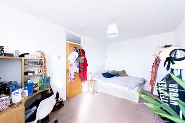 3 bed flat, Drakefell Road, New Cross, London, SE145SN - Image 4
