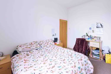 2 bed flat, Nutcroft Road, Peckham, London, SE151AG - Image 7