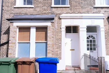 2 bed flat, Nutcroft Road, Peckham, London, SE151AG - Image 8