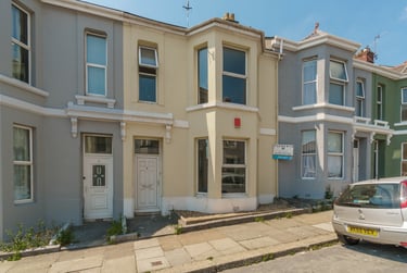 5 bed house, Mildmay Street, North hill, Plymouth, PL48NE - Image 1