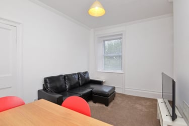 2 bed flat, Pennsylvania Road, Pennsylvania, Exeter, EX46DQ - Image 1