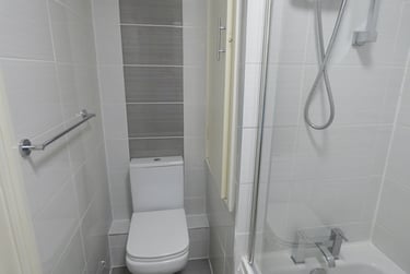 2 bed flat, Nicholas Gardens, Lawrence street, York, YO103EX - Image 9