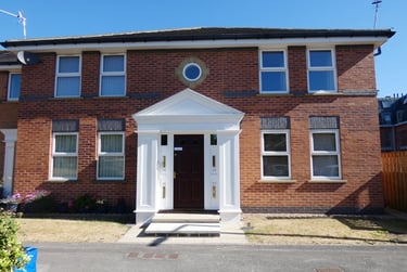 2 bed flat, Nicholas Gardens, Lawrence street, York, YO103EX - Image 2