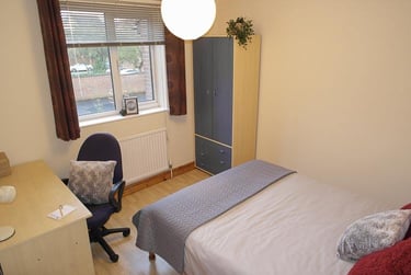 7 bed house, Vernon Walk, Near university, Northampton, NN15SU - Image 2