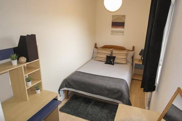 7 bed house, Vernon Walk, Near university, Northampton, NN15SU - Image 9