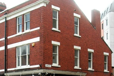 3 bed flat, Broad Street, City centre, Wolverhampton, WV11HP - Image 1