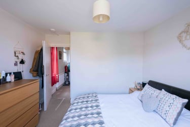 2 bed flat, Valmar Road, Camberwell, London, SE59NG - Image 6