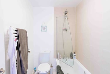 2 bed flat, Valmar Road, Camberwell, London, SE59NG - Image 8