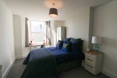 3 bed flat, Abingdon Road, Central, Plymouth, PL46HZ - Image 2