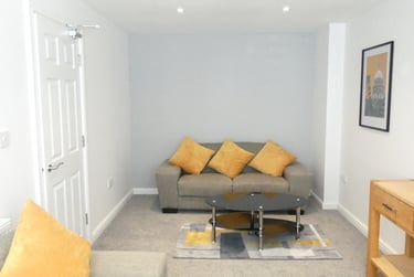 6 bed house, Beckett Drive, Osbaldwick, York, YO195RX - Image 3