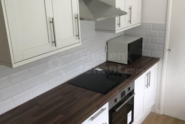 3 bed flat, 69 Beaconsfield Road, Near university, Canterbury, CT27LG - Image 1