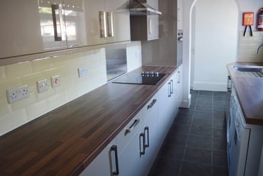 5 bed house, Cloister Street, Dunkirk, Nottingham, NG72PG - Image 1