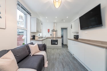 6 bed house, Derry Avenue, City Centre, Plymouth, PL46BH - Image 3