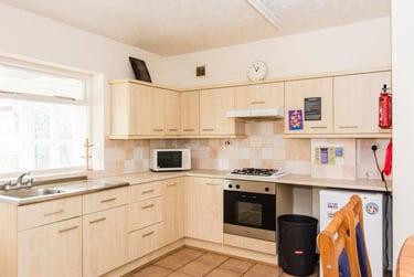 5 bed house, Irstead Road, Near university, Norwich, NR58AR - Image 2