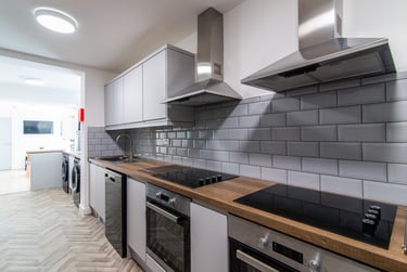 6 bed house, Uttoxeter New Rd, Uttoxeter new road, Derby, DE223NP - Image 2