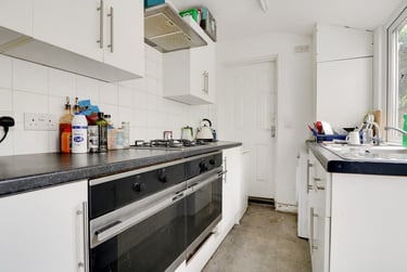 6 bed house, Argyle Road, London road, Brighton, BN14QB - Image 2