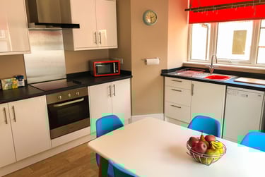 6 bed house, Steene Street, Central, Northampton, NN55EX - Image 3