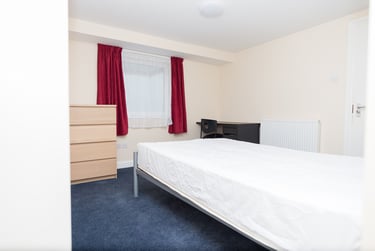 7 bed house, Courtenay Street, St pauls, Cheltenham, GL504LR - Image 8