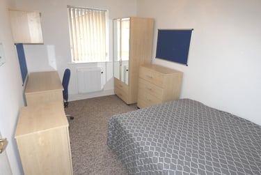 2 bed flat, Nicholas Gardens, Lawrence street, York, YO103EY - Image 3