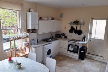 4 bed house, Mount Nod Road, Streatham, London, SW162LL - Image 2