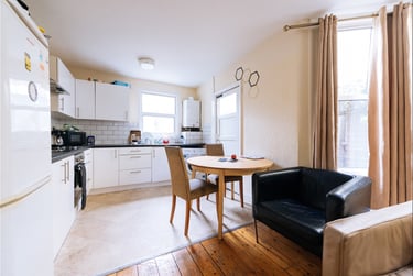 5 bed house, Ethnard Road, Peckham, London, SE151RU - Image 1