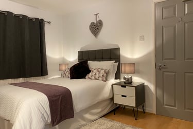 6 bed house, Devon Road, Near university, Luton, LU20RL - Image 1