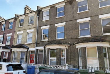 4 bed house, Boundary Lane, Walworth, London, SE172BH - Image 1