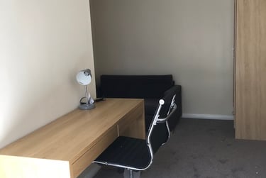 5 bed house, Park Barn Drive, Near university, Guildford, GU28ER - Image 7