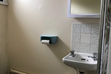 5 bed house, Park Barn Drive, Near university, Guildford, GU28ER - Image 10