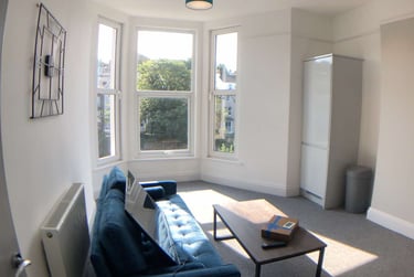 2 bed flat, Ermington Terrace, Mutley, Plymouth, PL46QG - Image 6