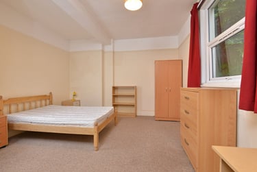 5 bed flat, St. Davids Hill, St davids, Exeter, EX44BE - Image 1