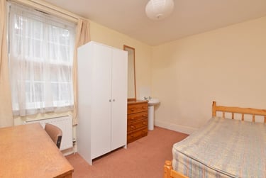 4 bed flat, St. Davids Hill, St davids, Exeter, EX44BE - Image 4