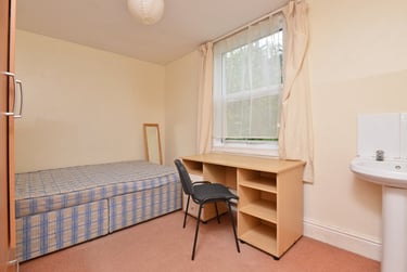 4 bed flat, St. Davids Hill, St davids, Exeter, EX44BE - Image 5