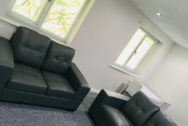 2 bed flat, Malthouse Court, Ashton, Preston, PR22PH - Image 1