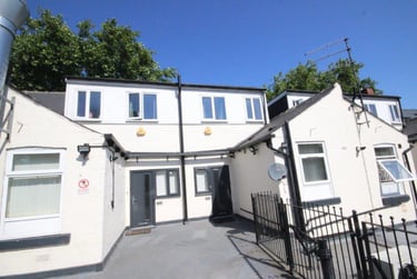 3 bed flat, Ecclesall road, Ecclesall, Sheffield, S118NX - Image 7