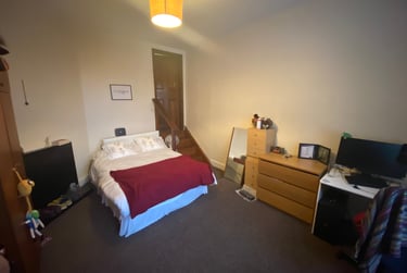 1 bed flat, Hathersage road, Victoria park, Manchester, M130FE - Image 1