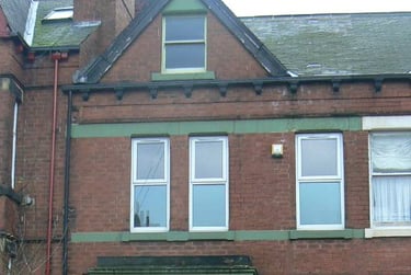 7 bed house, Brudenell rd, Hyde park, Leeds, LS61HA - Image 1