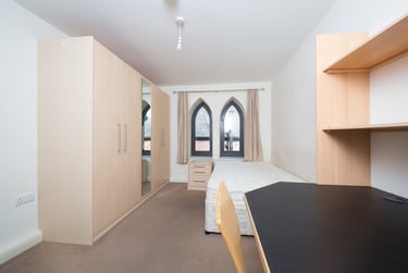 4 bed flat, Kirkstall Lane, Kirkstall, Leeds, LS53BE - Image 7