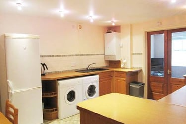 3 bed flat, Penley's grove street, Groves, York, YO317PN - Image 4