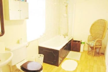 3 bed flat, Penley's grove street, Groves, York, YO317PN - Image 6