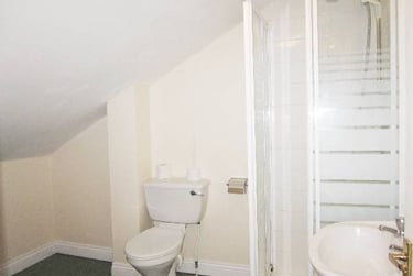 3 bed flat, Penley's grove street, Groves, York, YO317PN - Image 11