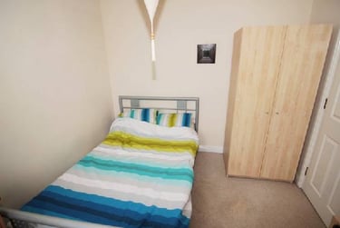 4 bed house, White Cross Gardens, Groves, York, YO318JH - Image 7