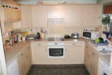 4 bed house, White Cross Gardens, Groves, York, YO318JH - Image 3