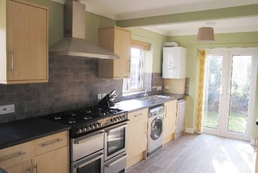 6 bed house, Hall Park, Heslington, York, YO105DT - Image 1