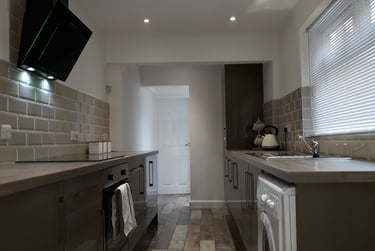 4 bed house, Clarendon road, Near university, Middlesbrough, TS13DW - Image 2