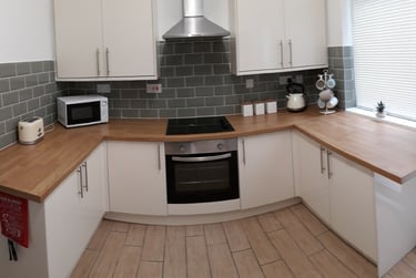 4 bed house, Fife street, Near university, Middlesbrough, TS12EE - Image 1