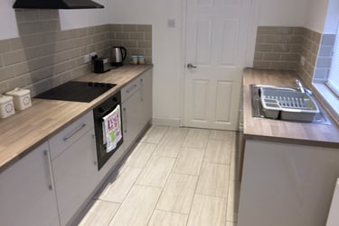 4 bed house, Jedburgh street, Near university, Middlesbrough, TS12HX - Image 9